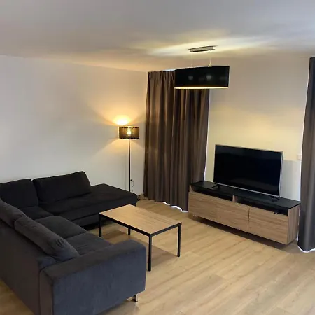Apartman Podskalne アパート *